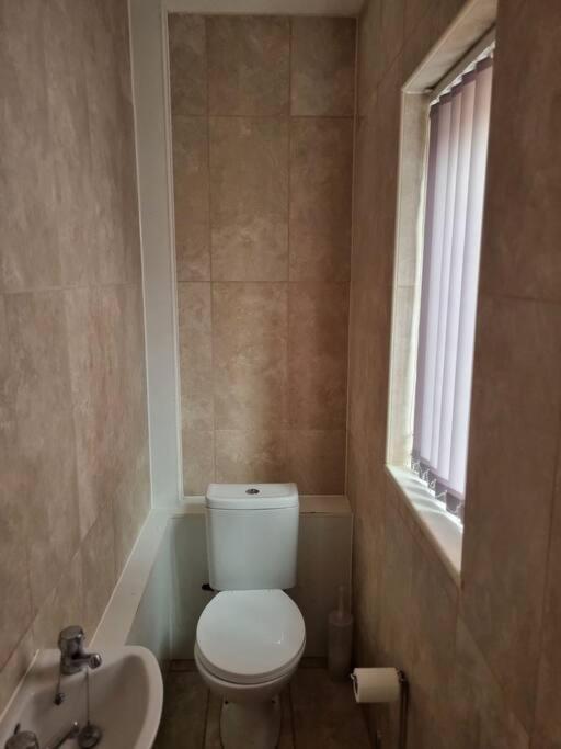 5 Bedroom House - Cheshire Oaks Ellesmere Port Ngoại thất bức ảnh