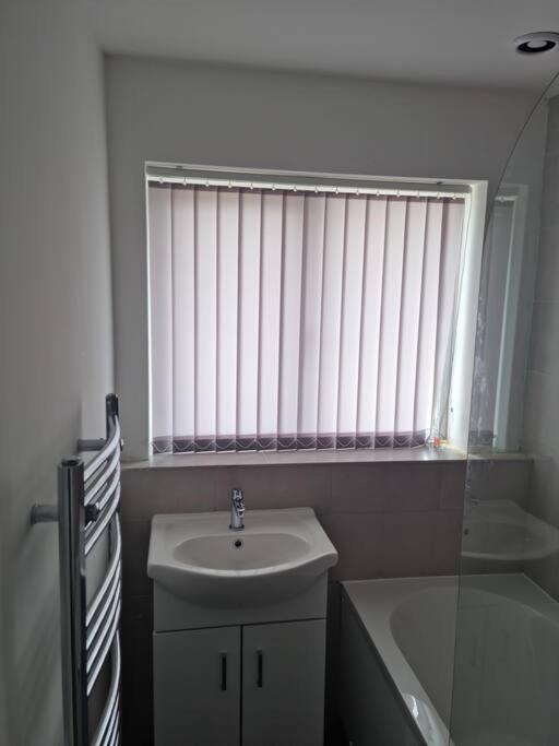5 Bedroom House - Cheshire Oaks Ellesmere Port Ngoại thất bức ảnh